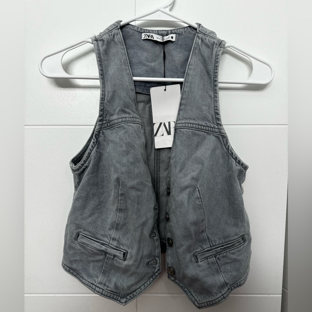 Zara Jean button top